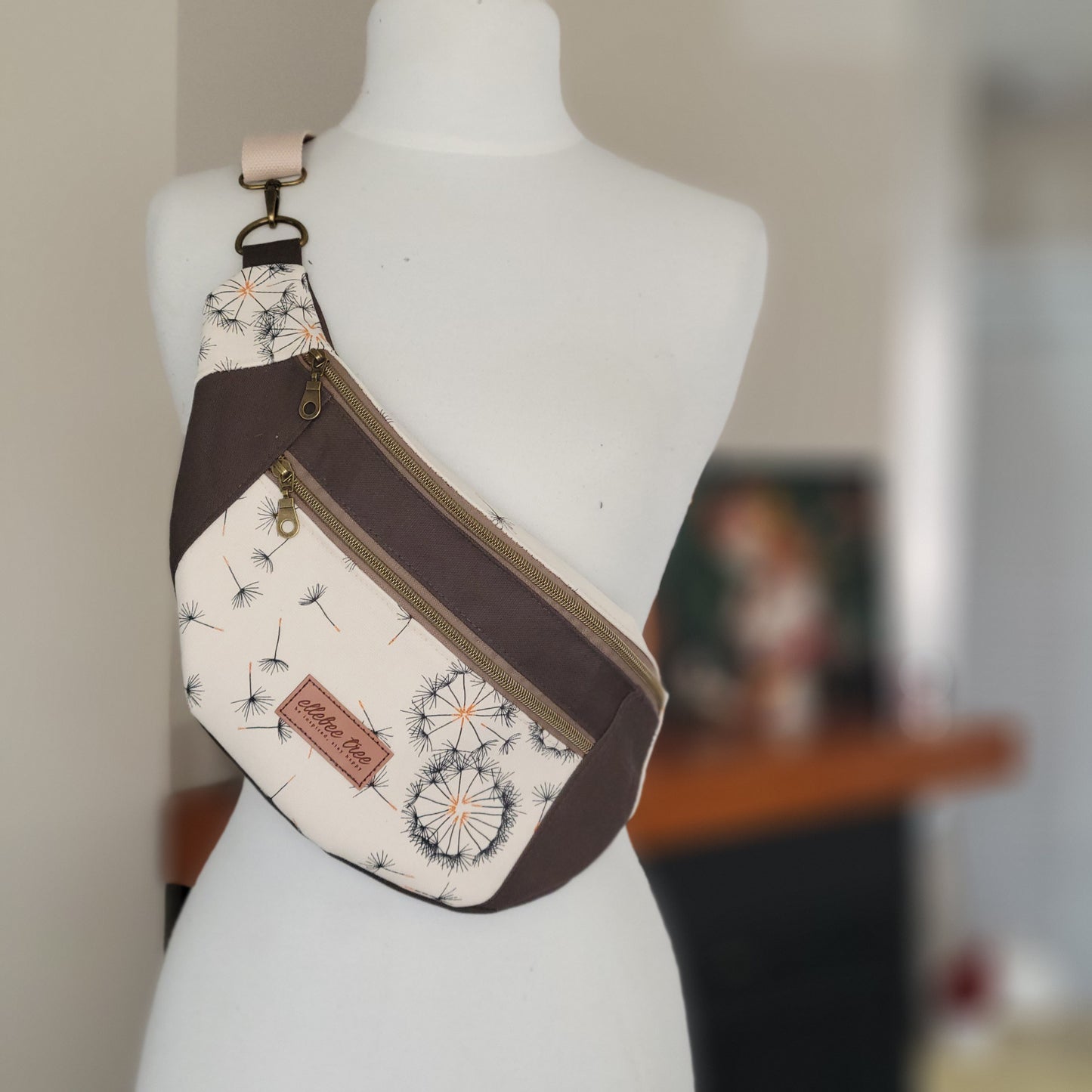 Sky Dancers Large Ferris Fanny Pack