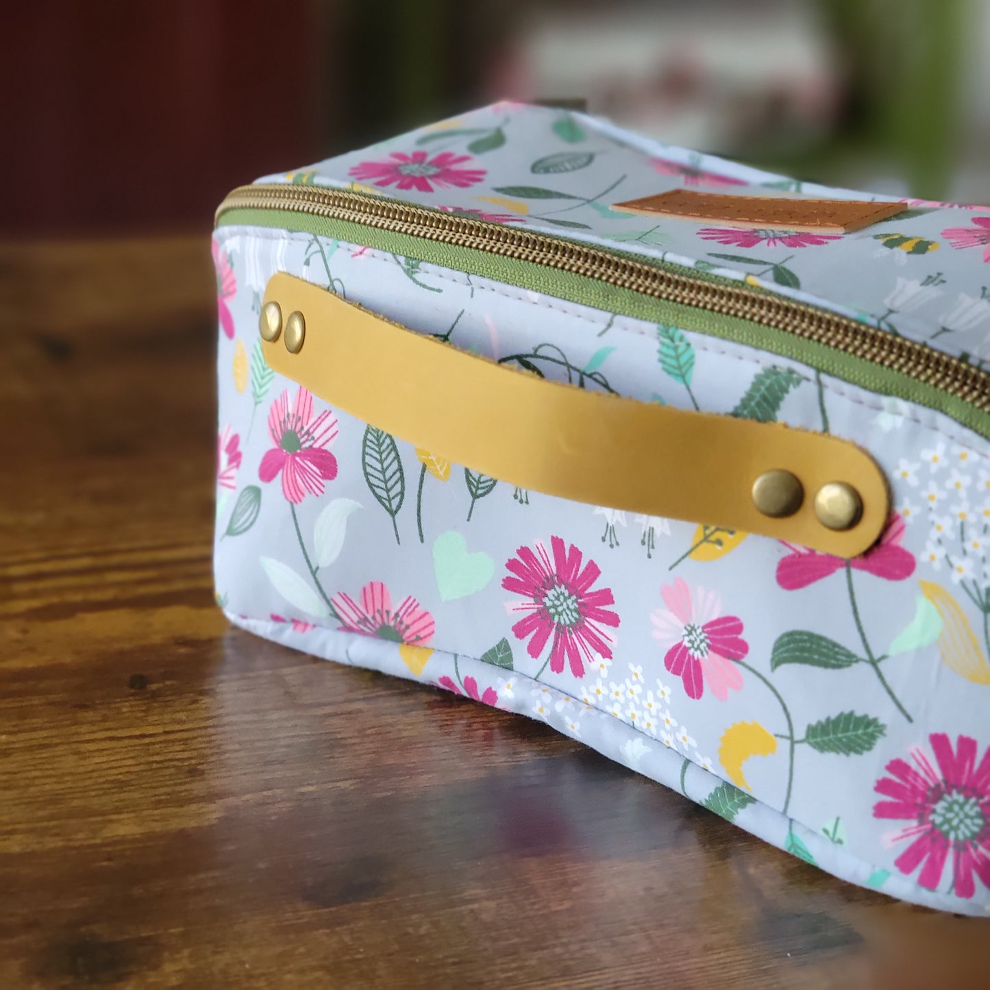 Grey Garden Party Prism Pouch SAMPLE