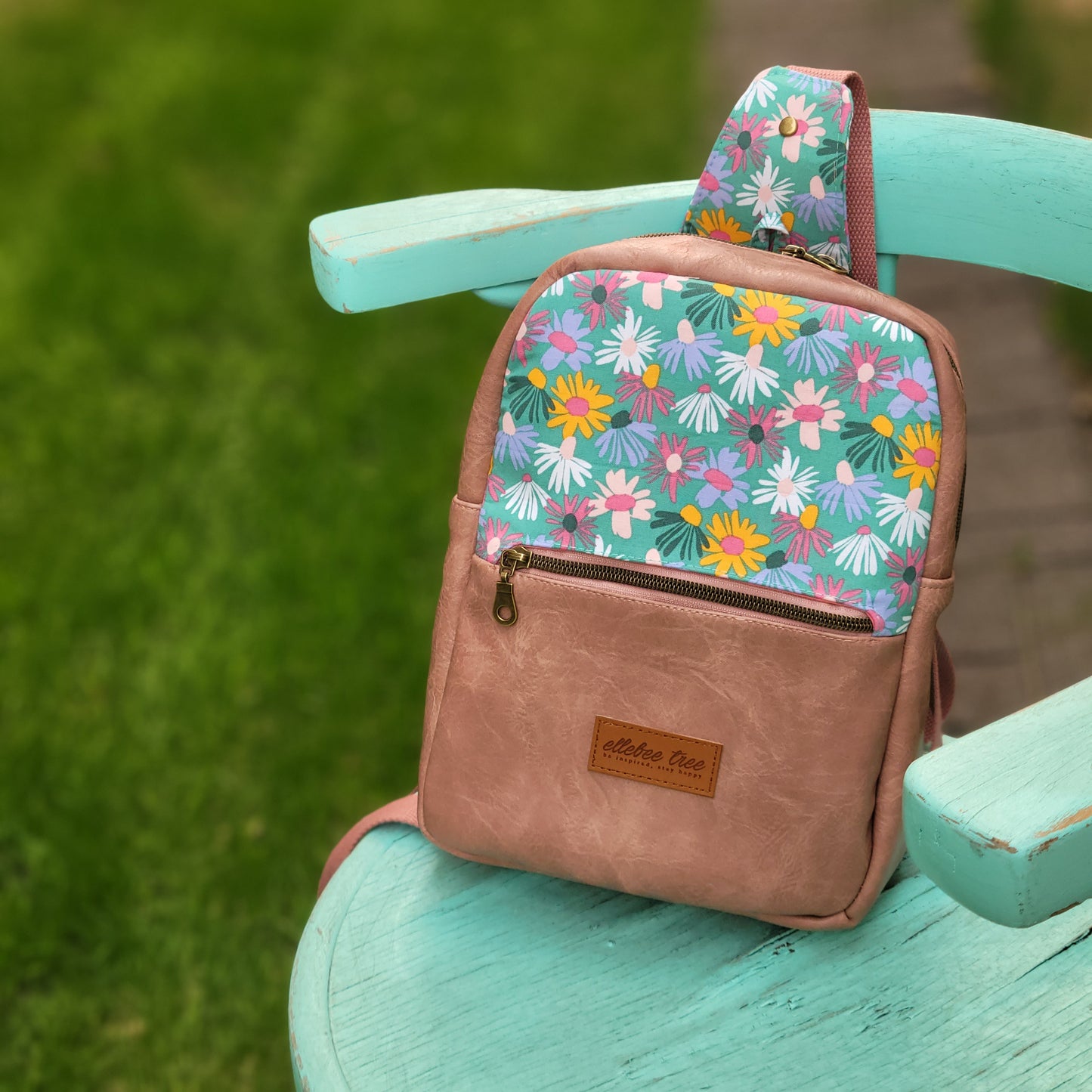 Daisy Does It Meridian Sling SAMPLE