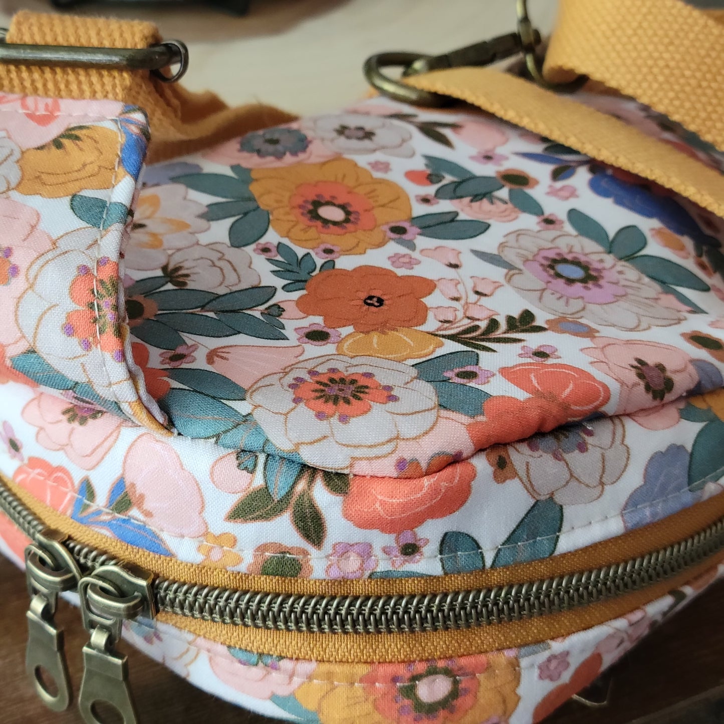 Retro Summer Mini Sling