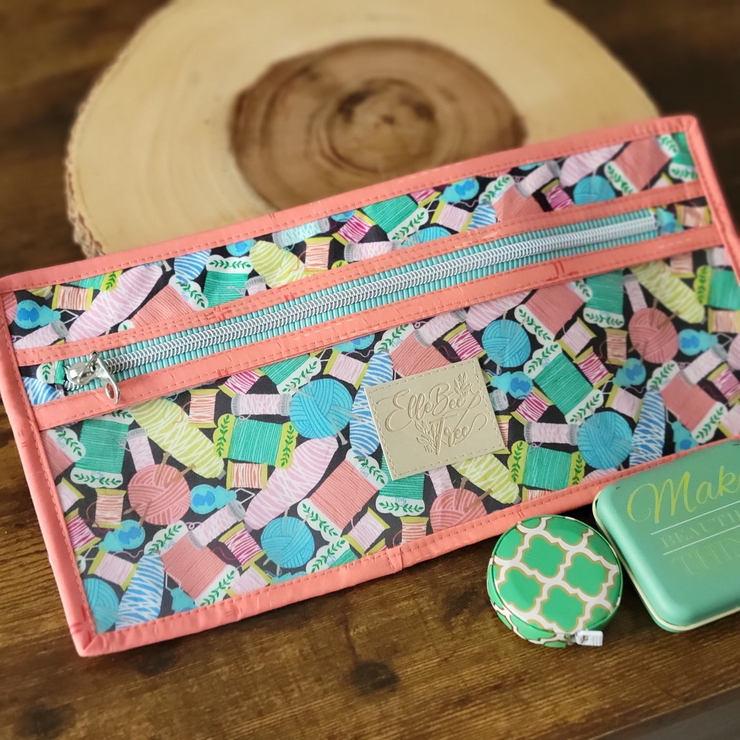 Fibre Artist Peekaboo Pouch