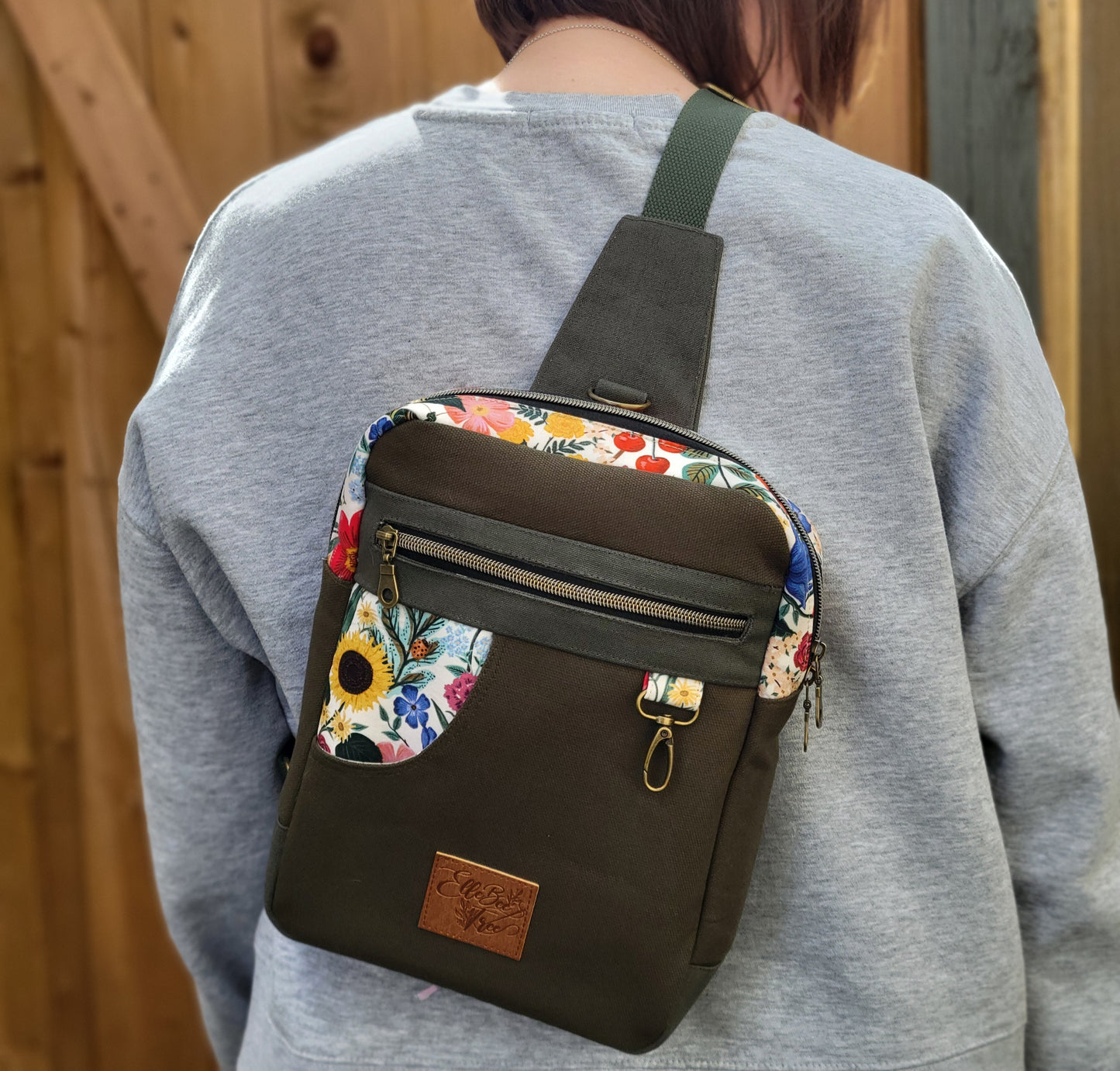 Curio - Rifle Paper Co. Sunday Sling